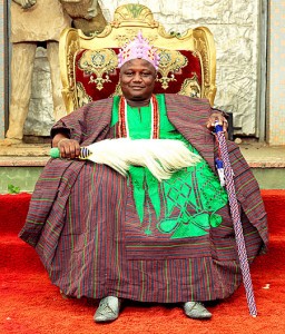 HRM Oba Jimoh Oyetunji Olanipekun Larooye II, Ataoja of Osogboland: photography of Nigerian kings and queens by George Osodi