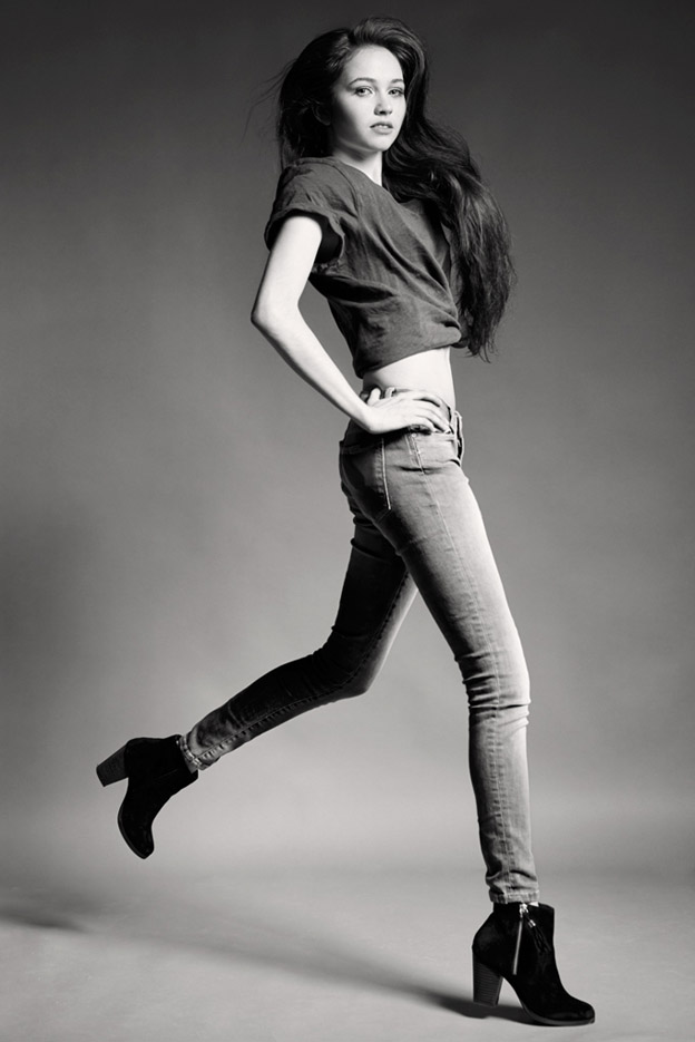 Fashion editorial "Jeans with personality"