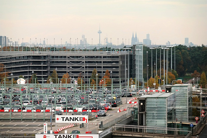 long term airport parking