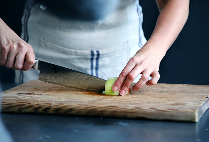 Pick your knife from Zumrafood's selection of the sharpest knives