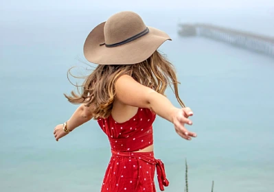 Wholesale Crop Tops: The Best Trending Prints and Textures