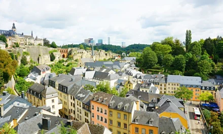 What to Expect When Traveling Through Different European Countries