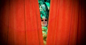 Still Pushing Pineapples Agadoo docufilm