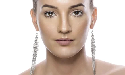 Why Regular Earring Cleaning Is a Must for Healthy, Stylish Accessory Wear