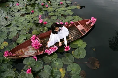 How to Discover Your Personal Style Without Following Every Trend