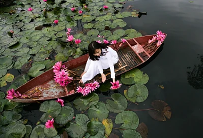 How to Discover Your Personal Style Without Following Every Trend