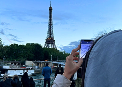 How to Avoid Roaming Charges in France
