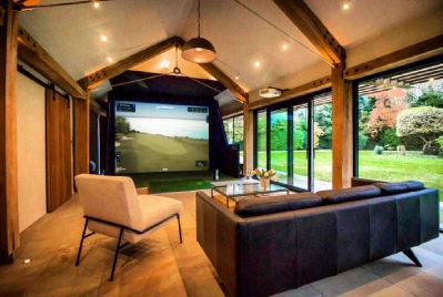 How to Improve Your Swing Using a Golf Simulator