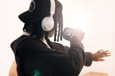 How to Improve Comfort on JBL Headphones (Simple Fixes That Work)