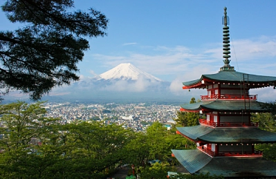 Japanese Cities That Each Represent a Different Side of the Country