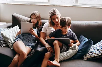 How to Talk to Family Members About Online Mistakes Constructively